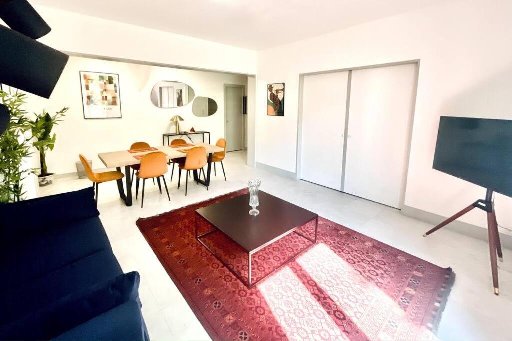 Gustave - Charming Eiffel Tower Appartement - 파리 외부 사진