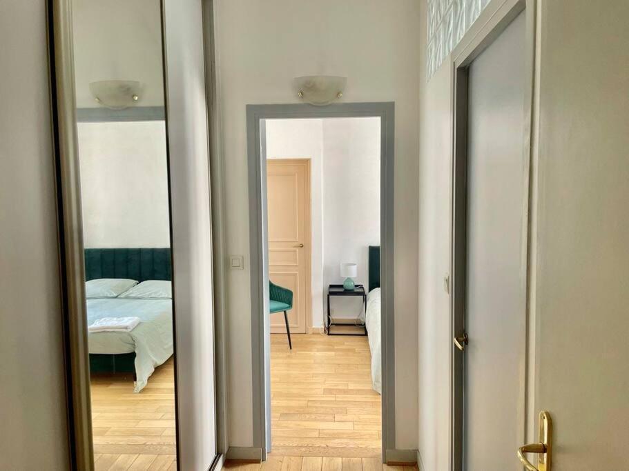 Gustave - Charming Eiffel Tower Appartement - 파리 외부 사진
